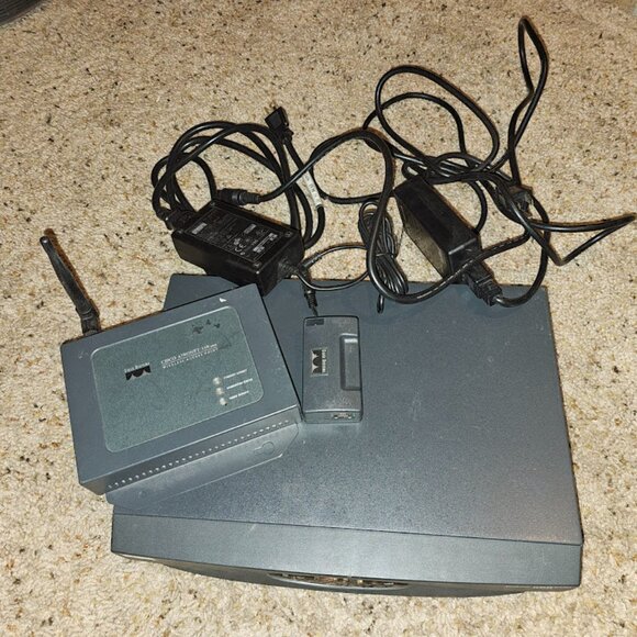 BUNDLE: Cisco 3560 POE Switch, UBR900, Aironet 350 AP w/ POE adapter - Picture 2 of 15